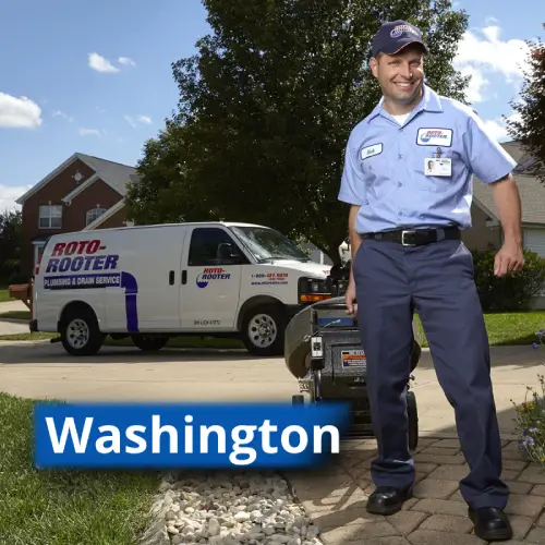 Roto-Rooter Washington Utah Drain Cleaning Tecnician and van in the background