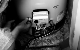 how to drain and flush water heater​